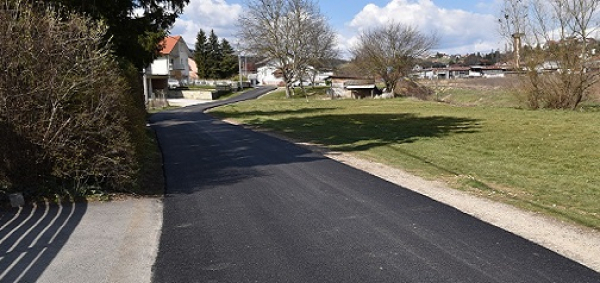 Novi asfalt u Ulici mala strana